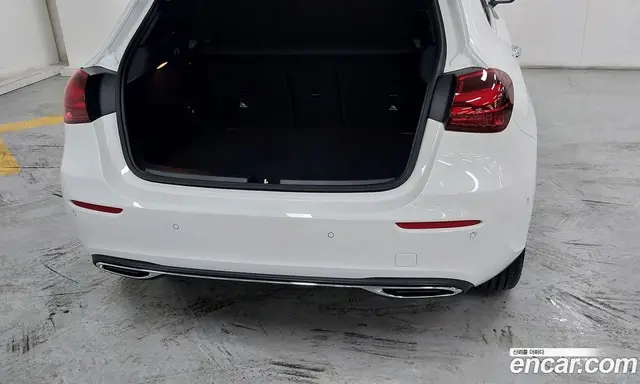 Mercedes-Benz A-Class 2025 2.0 автомат (гидро), миниатюра 11