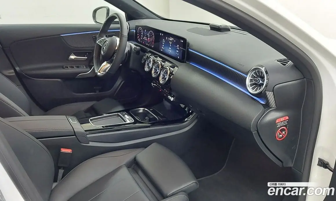 Mercedes-Benz A-Class 2025 2.0 автомат (гидро), фото 13