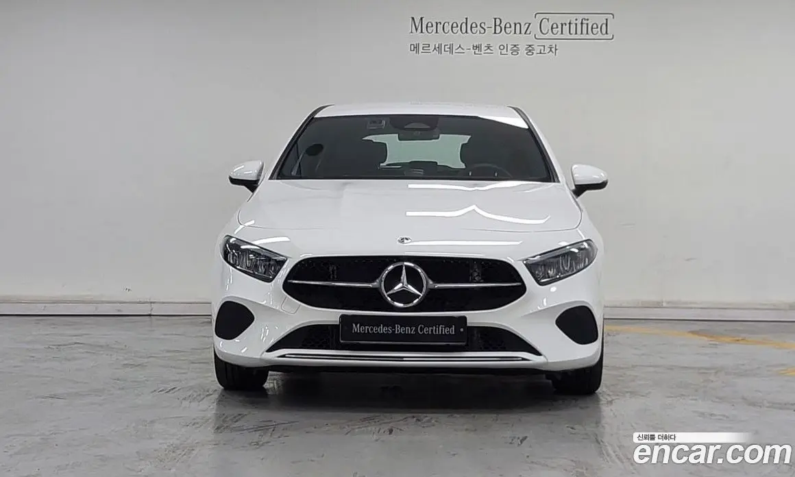 Mercedes-Benz A-Class 2025 2.0 автомат (гидро), фото 3
