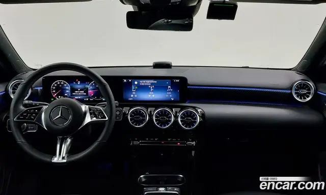 Mercedes-Benz A-Class 2025 2.0 автомат (гидро), миниатюра 7