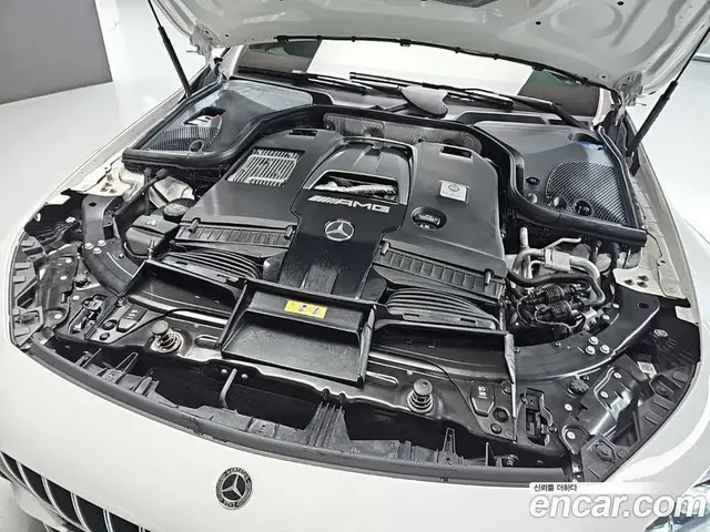 Mercedes-Benz AMG GT 2023 4.0 автомат (гидро), миниатюра 5