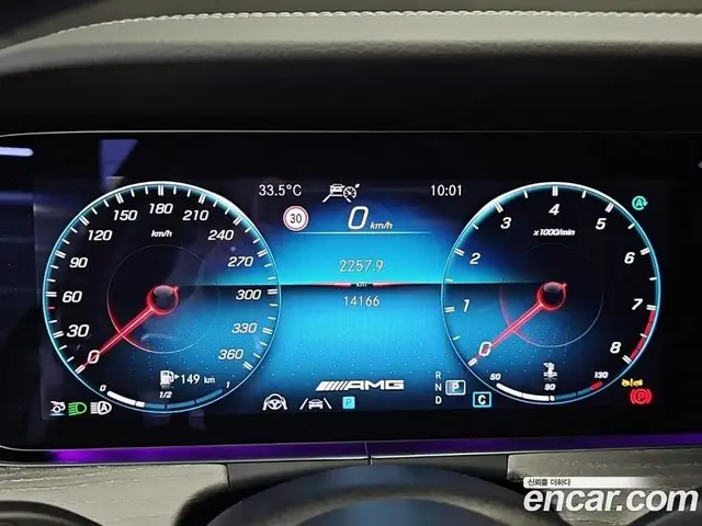 Mercedes-Benz AMG GT 2023 4.0 автомат (гидро), миниатюра 6