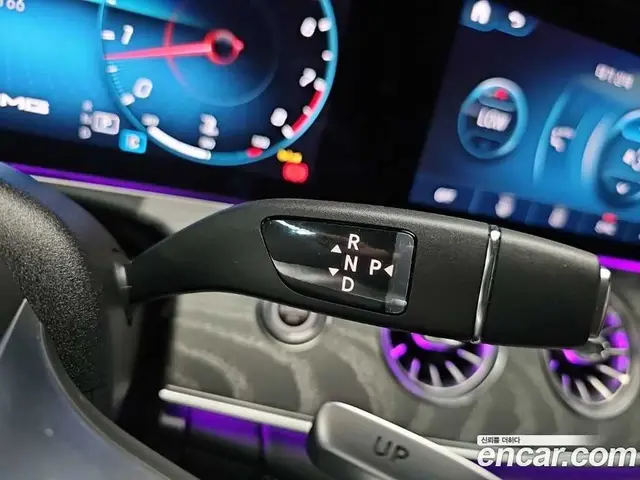 Mercedes-Benz AMG GT 2023 4.0 автомат (гидро), миниатюра 8