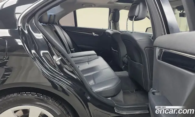 Mercedes-Benz C-Class 2011 1.8 автомат (гидро), миниатюра 12