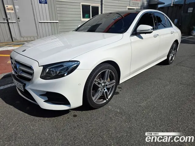 Mercedes-Benz E-Class 2017 3.0 автомат (гидро), миниатюра 2