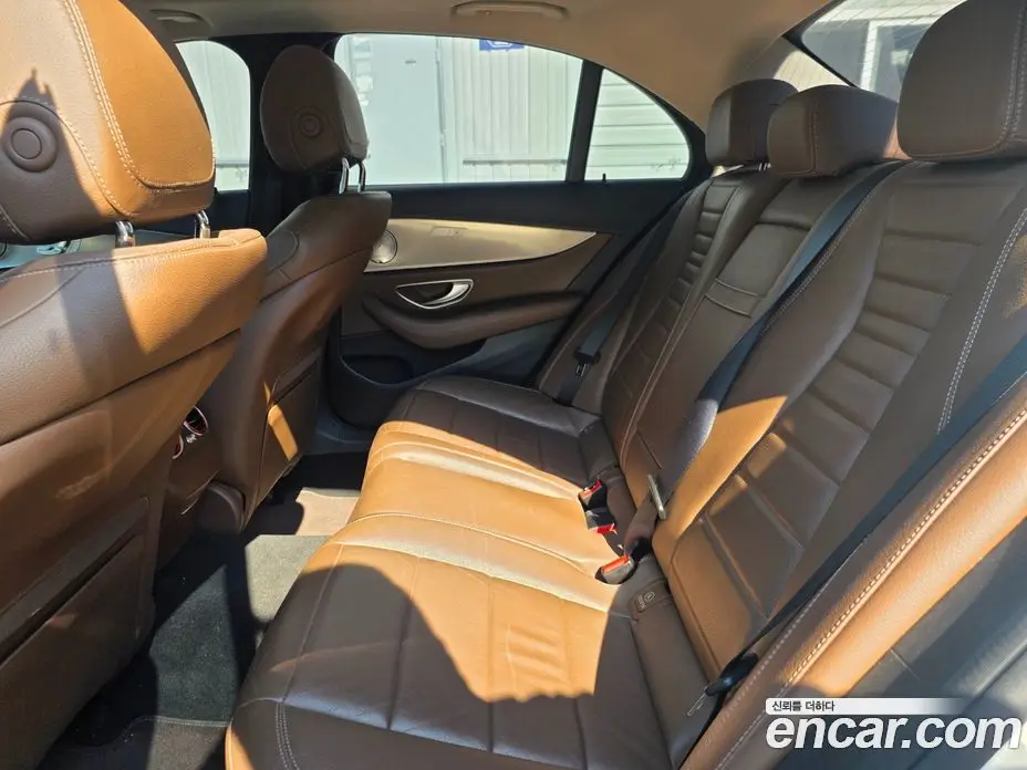 Mercedes-Benz E-Class 2017 3.0 автомат (гидро), фото 13