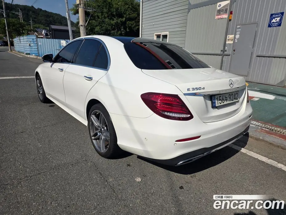 Mercedes-Benz E-Class 2017 3.0 автомат (гидро), фото 4