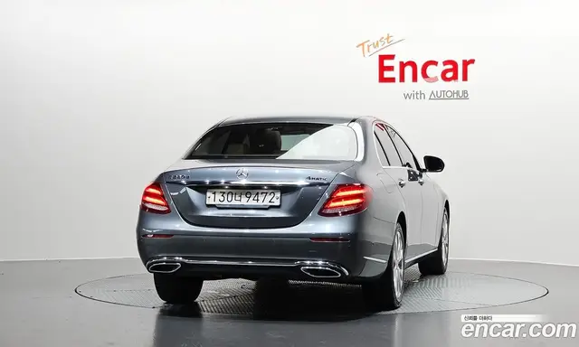 Mercedes-Benz E-Class 2018 1.9 автомат (гидро), миниатюра 4