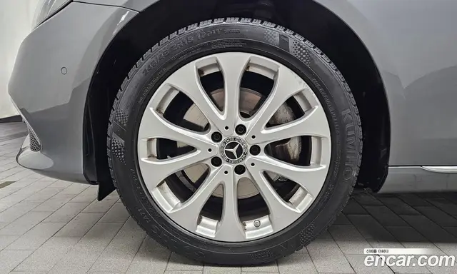 Mercedes-Benz E-Class 2018 1.9 автомат (гидро), миниатюра 5