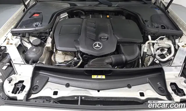 Mercedes-Benz E-Class 2021 1.9 автомат (гидро), миниатюра 6