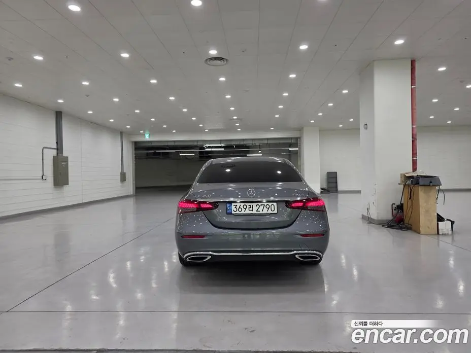 Mercedes-Benz E-Class 2021 2.0 автомат (гидро), фото 4