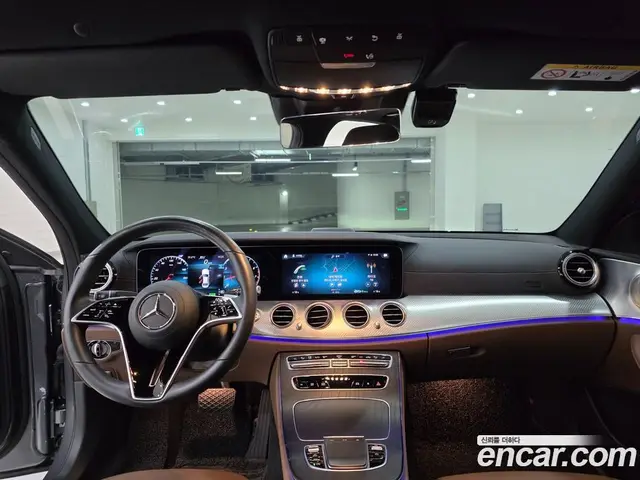 Mercedes-Benz E-Class 2021 2.0 автомат (гидро), миниатюра 5