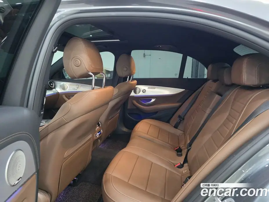 Mercedes-Benz E-Class 2021 2.0 автомат (гидро), фото 8
