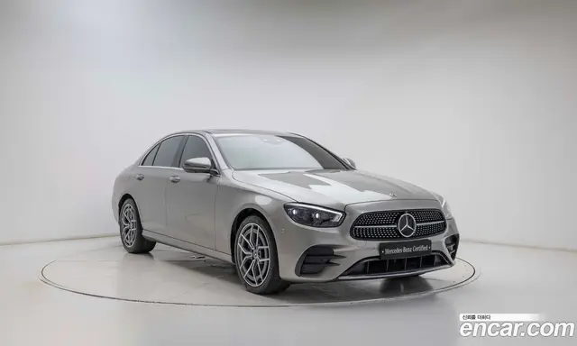 Mercedes-Benz E-Class 2022 1.9 автомат (гидро), миниатюра 2