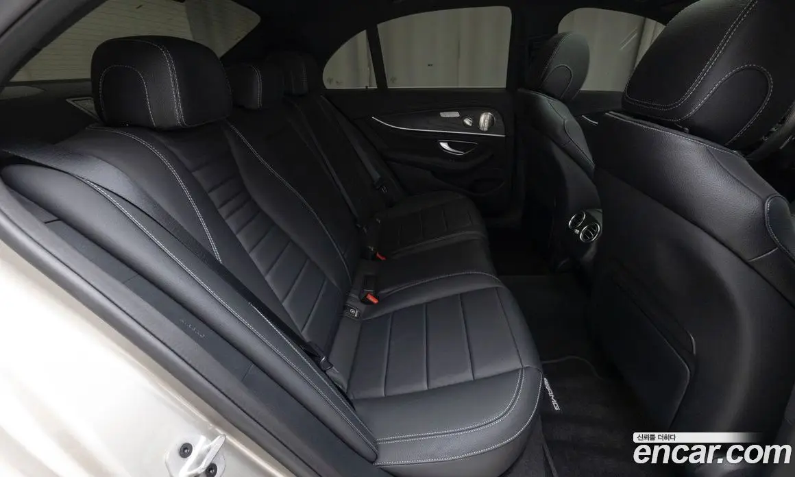 Mercedes-Benz E-Class 2022 1.9 автомат (гидро), фото 13