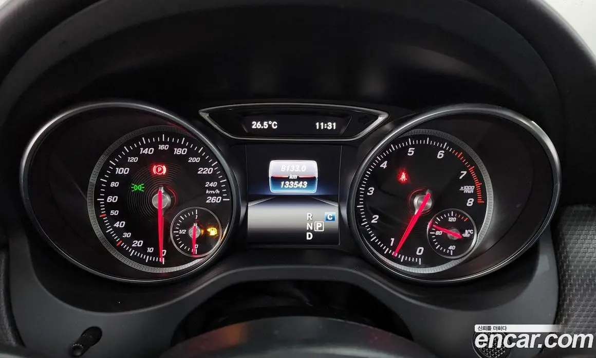 Mercedes-Benz GLA-Class 2017 2.0 автомат (гидро), фото 11