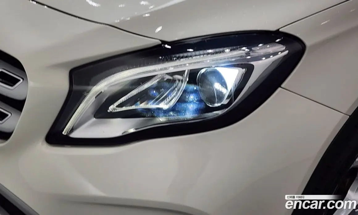 Mercedes-Benz GLA-Class 2017 2.0 автомат (гидро), фото 8