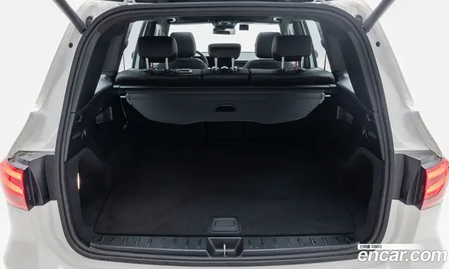 Mercedes-Benz GLB-Class 2025 2.0 автомат (гидро), миниатюра 11