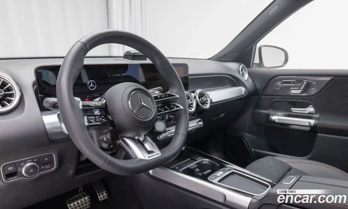Mercedes-Benz GLB-Class 2025 2.0 автомат (гидро), фото 13