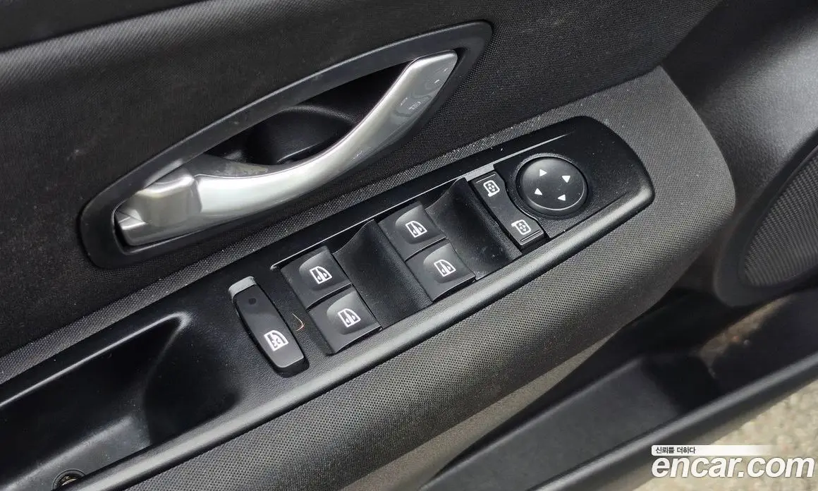 Renault (Samsung) SM3 2013 1.6 автомат (гидро), фото 18 Renault (Samsung) SM3 2013 1.6 автомат (гидро), фото 18
