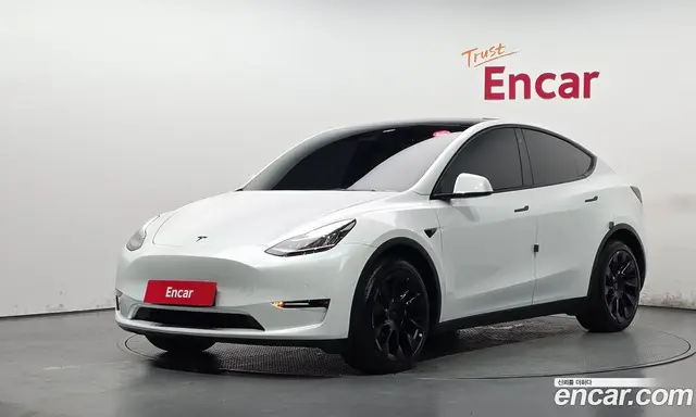 Tesla Model Y, 2022, 26 981 км