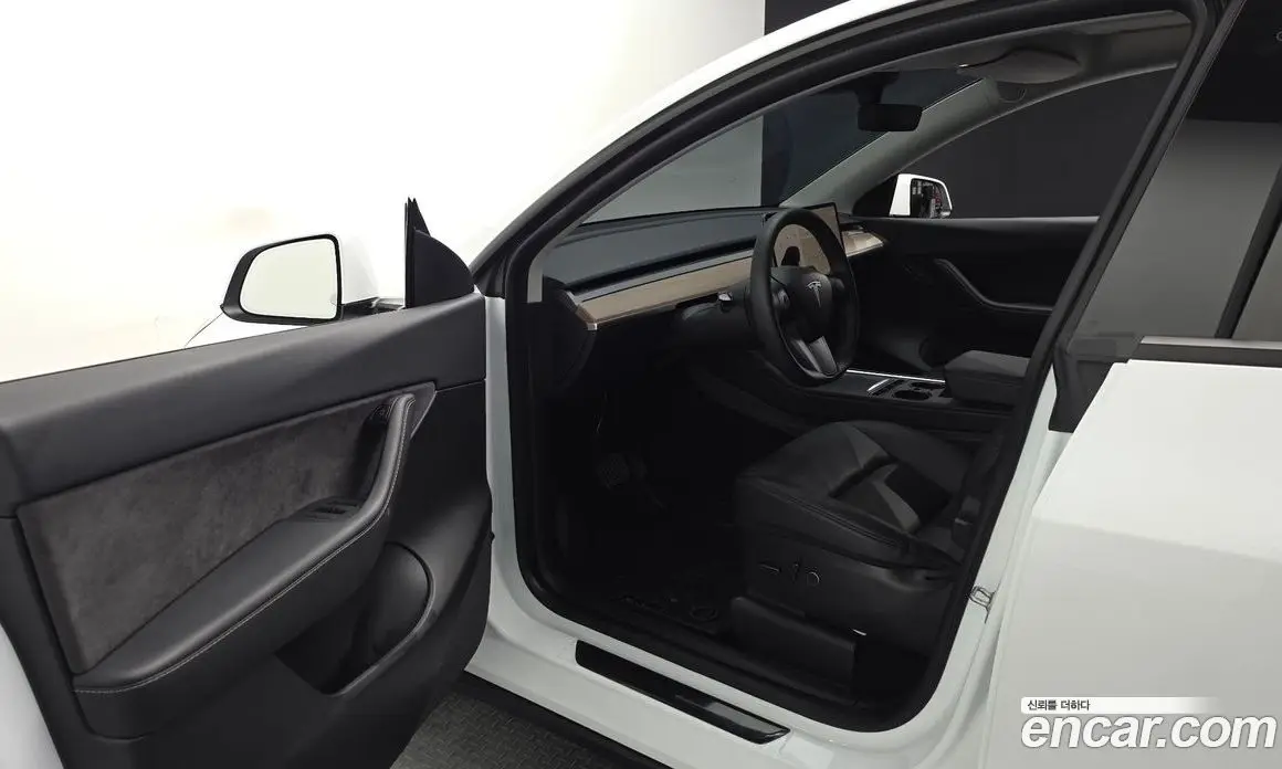 Tesla Model Y 2022 0.2 автомат (гидро), фото 13