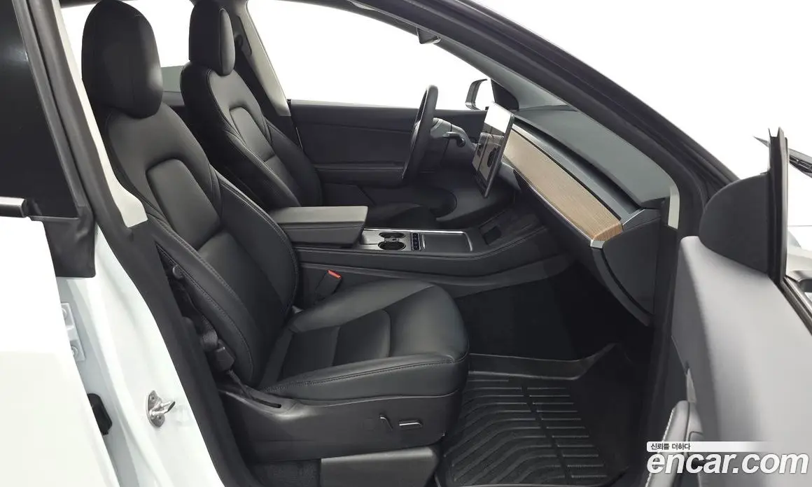 Tesla Model Y 2022 0.2 автомат (гидро), фото 16
