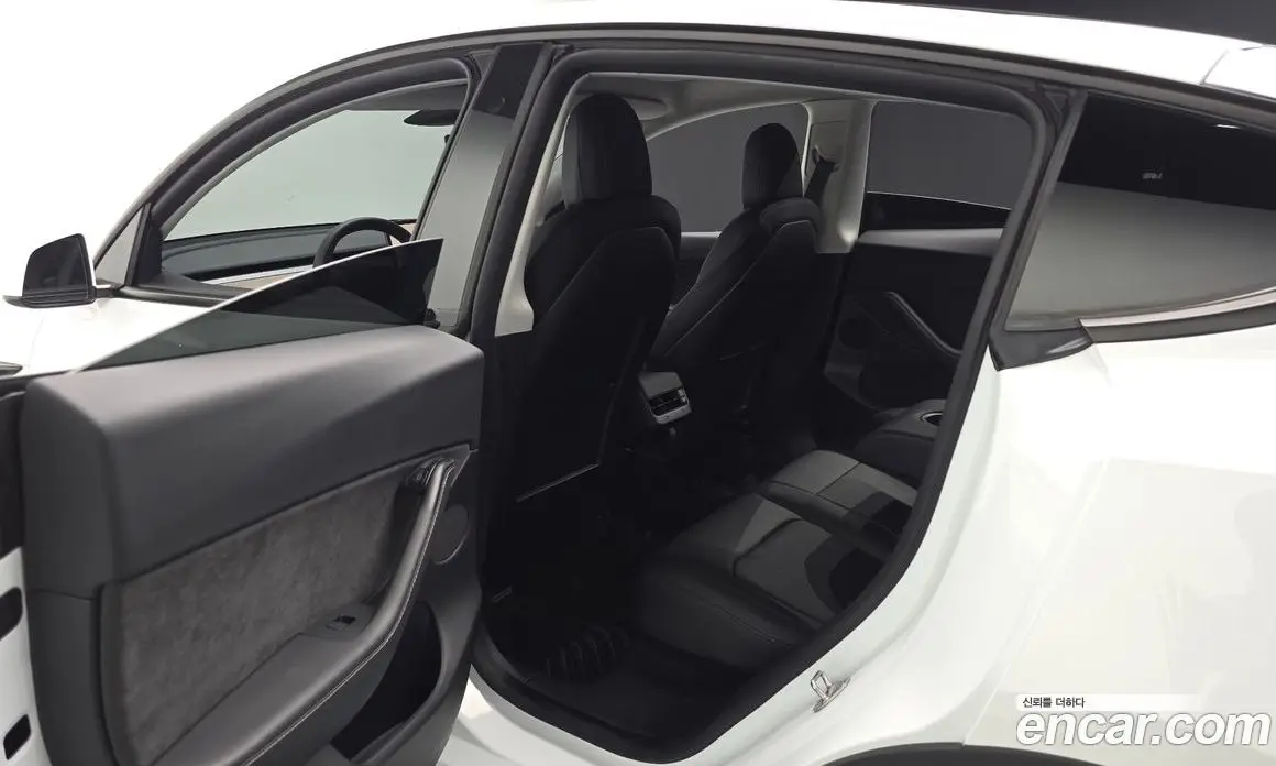 Tesla Model Y 2022 0.2 автомат (гидро), фото 17