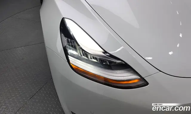 Tesla Model Y 2022 0.2 автомат (гидро), миниатюра 8