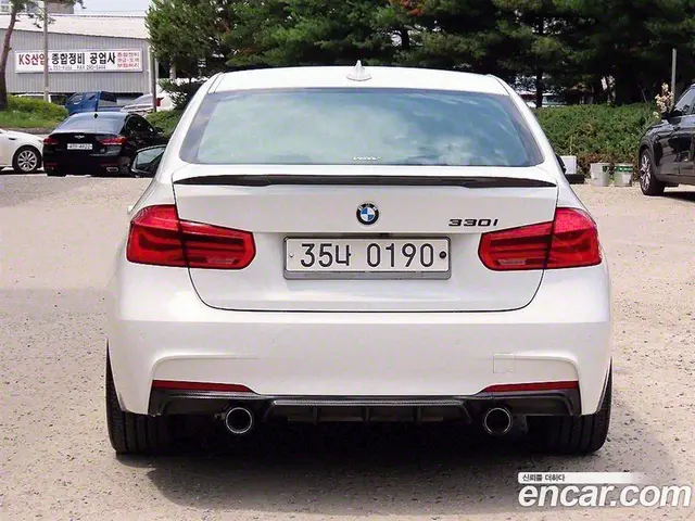 BMW 3 серия 2016 2.0 автомат (гидро), миниатюра 4