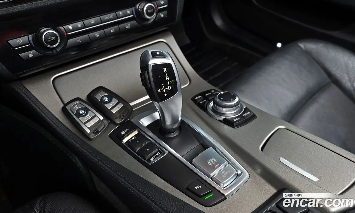 BMW 5 серия 2013 2.0 автомат (гидро), фото 11