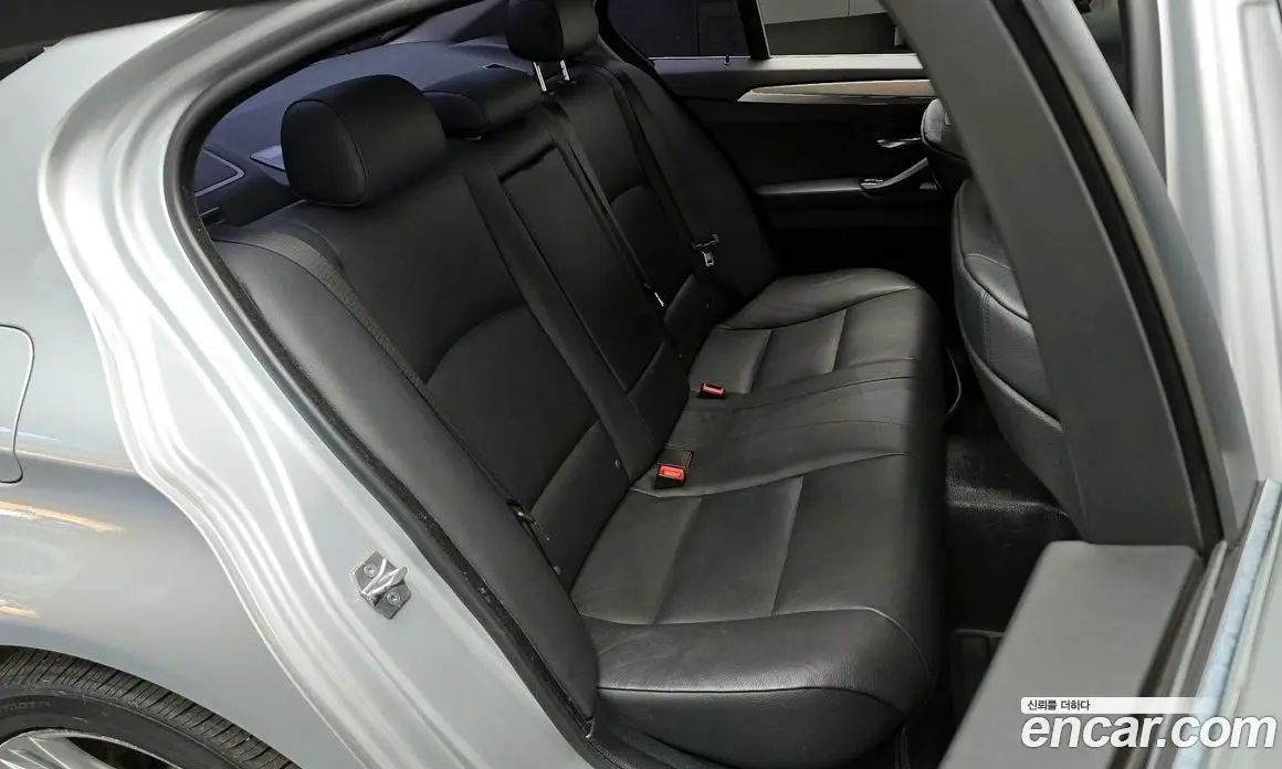 BMW 5 серия 2013 2.0 автомат (гидро), фото 17