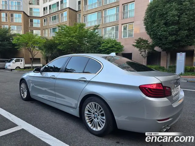BMW 5 серия 2014 2.0 автомат (гидро), миниатюра 3