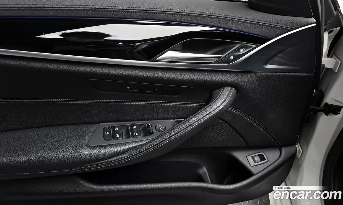 BMW 5 серия 2018 2.0 автомат (гидро), фото 17