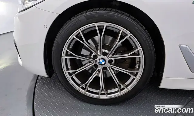 BMW 5 серия 2018 2.0 автомат (гидро), миниатюра 5