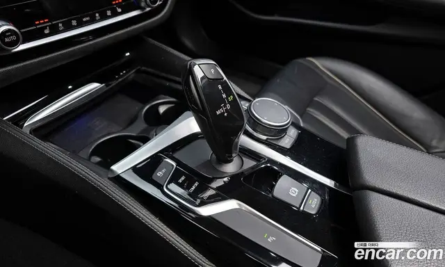 BMW 5 серия 2018 2.0 автомат (гидро), миниатюра 9