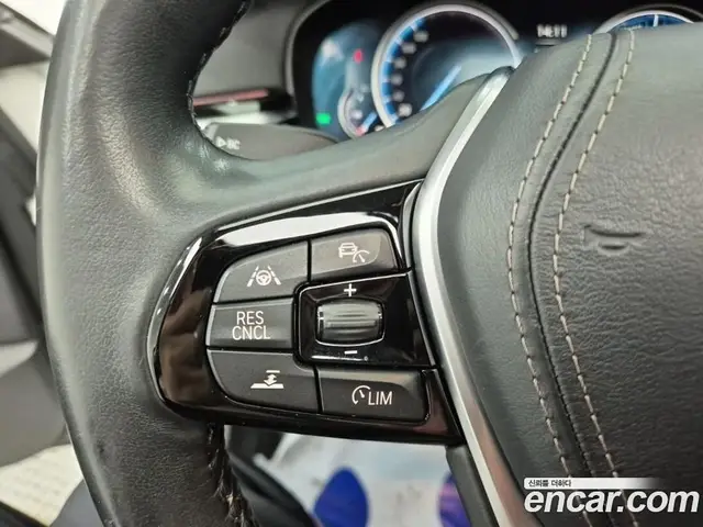 BMW 5 серия 2018 2.0 автомат (гидро), миниатюра 7