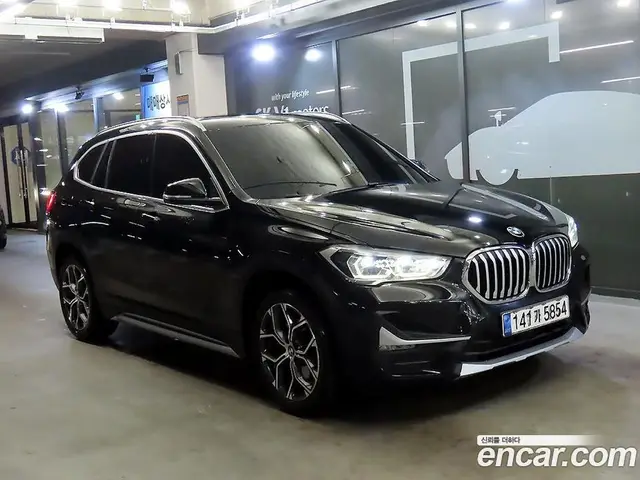 BMW X1, 2021, 114 614 км