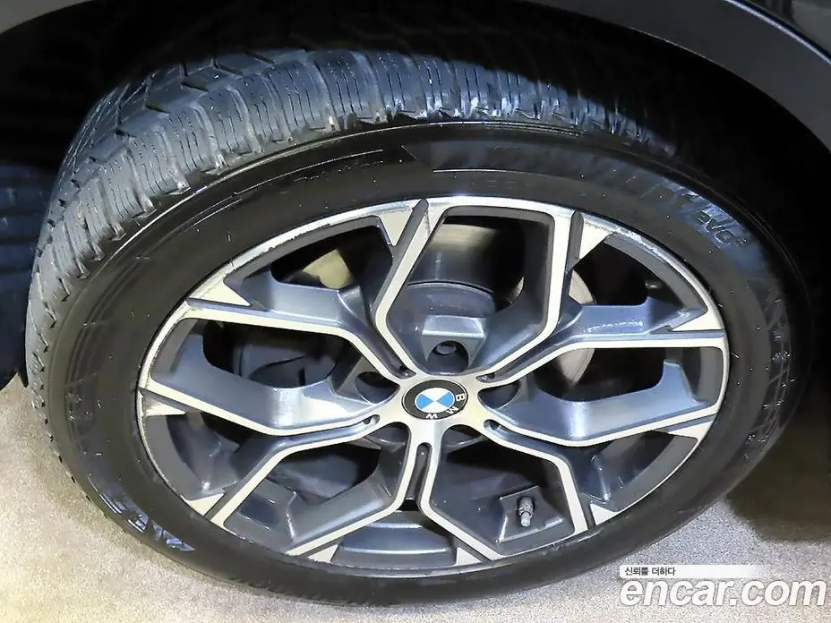 BMW X1 2021 2.0 автомат (гидро), фото 20