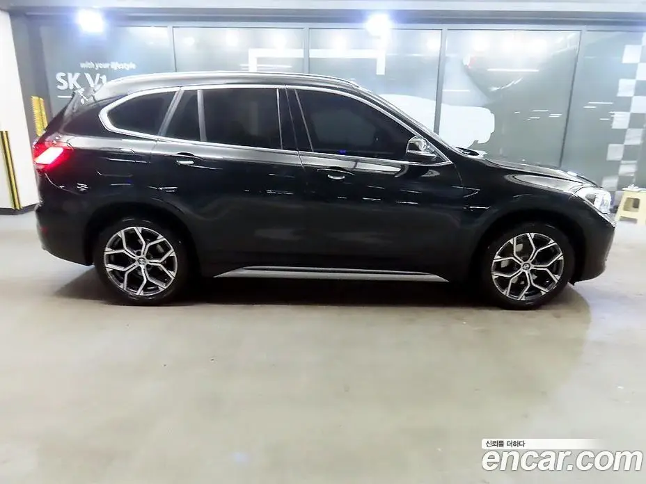 BMW X1 2021 2.0 автомат (гидро), фото 3