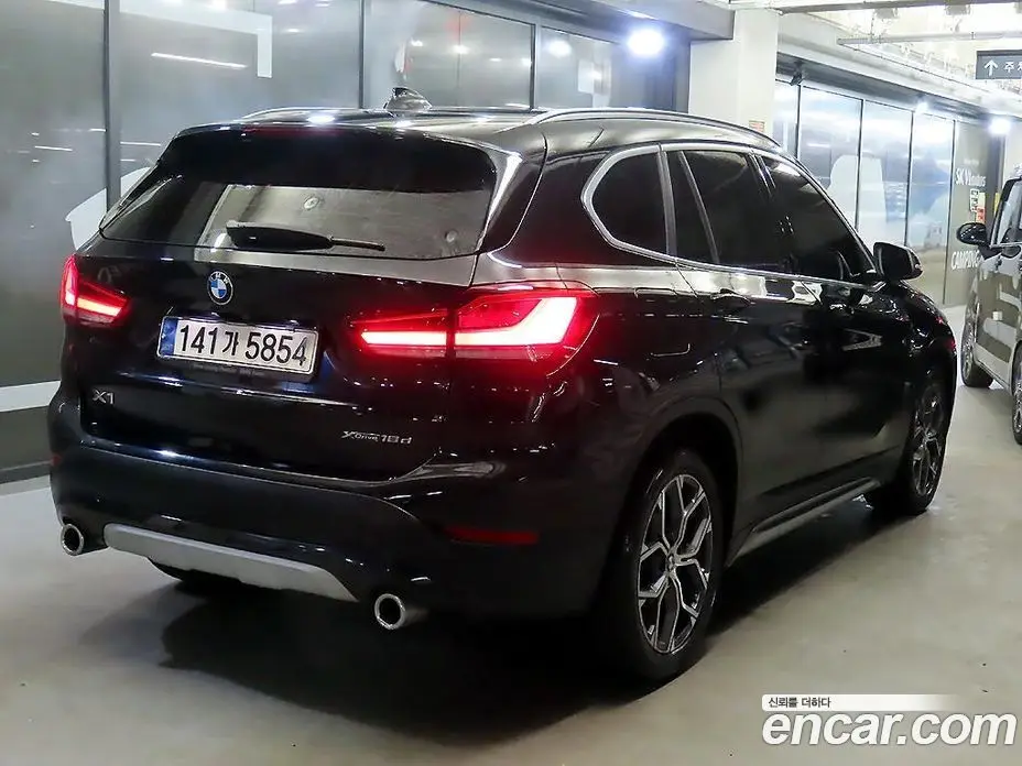 BMW X1 2021 2.0 автомат (гидро), фото 4