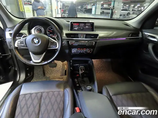 BMW X1 2021 2.0 автомат (гидро), миниатюра 10