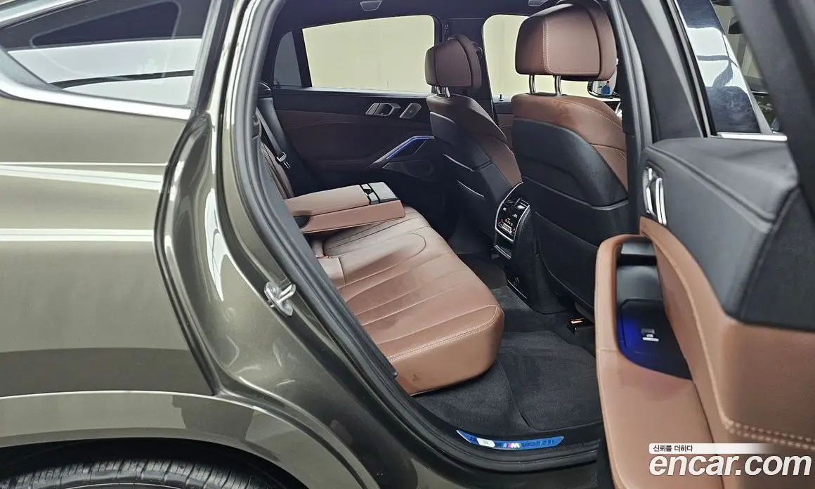 BMW X6 2021 3.0 автомат (гидро), фото 12