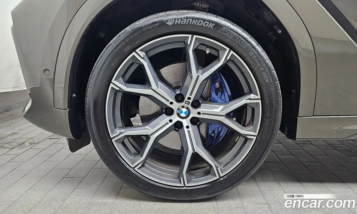 BMW X6 2021 3.0 автомат (гидро), фото 5