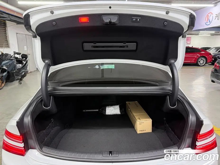 Genesis G80 2025 2.5 автомат (гидро), фото 20