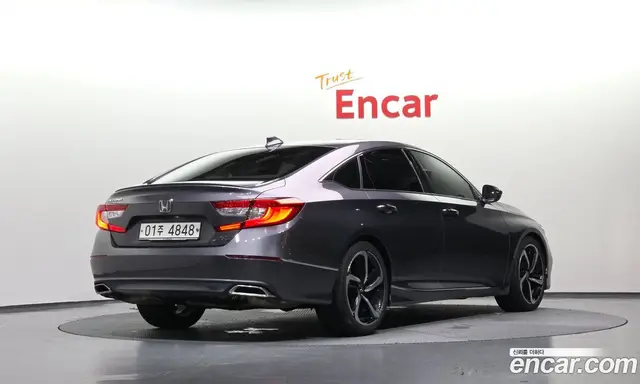 Honda Accord 2018 2.0 автомат (гидро), миниатюра 2