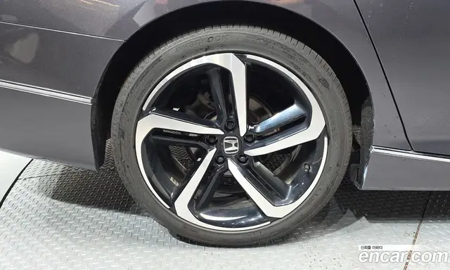 Honda Accord 2018 2.0 автомат (гидро), миниатюра 5