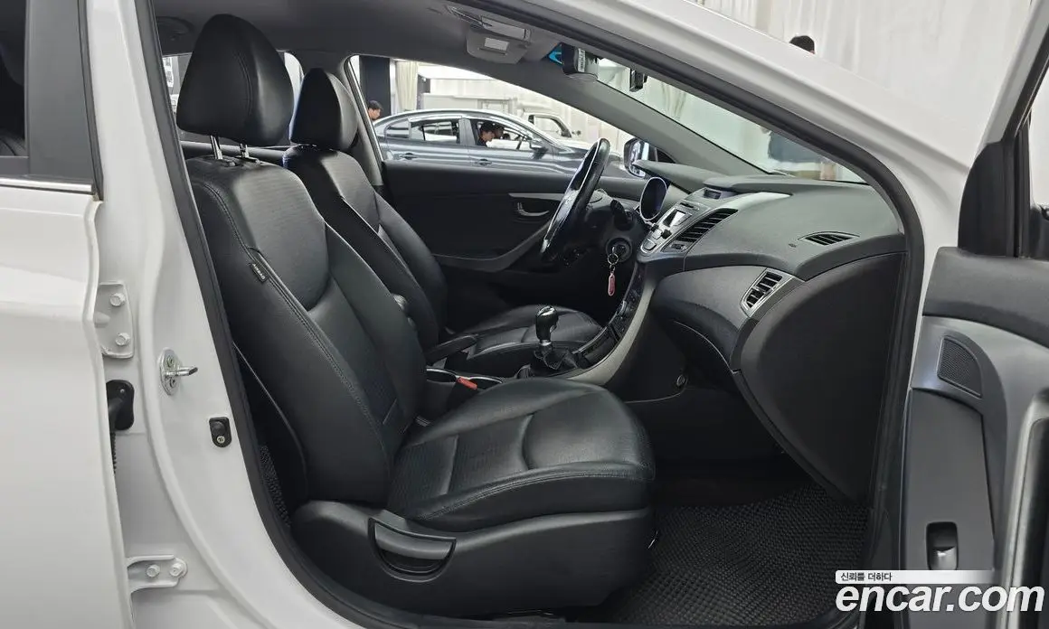 Hyundai Avante 2015 1.6 механика, фото 11 Hyundai Avante 2015 1.6 механика, фото 11