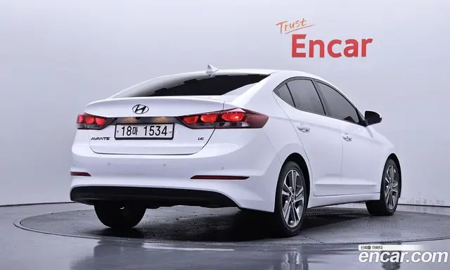 Hyundai Avante, 2018, 55 699 км