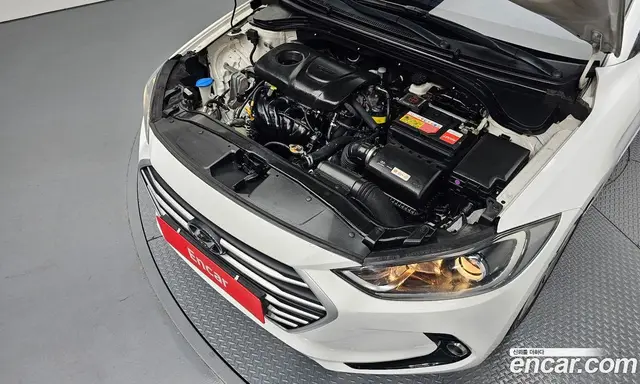 Hyundai Avante 2018 1.6 автомат (гидро), миниатюра 5